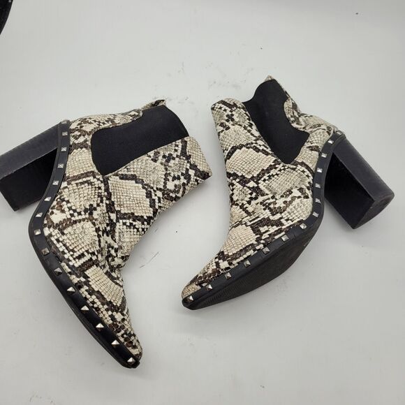 Charles By Charles David Dodger black snake print Ankle Boots Women’s Sz 7 ivory - Picture 4 of 10